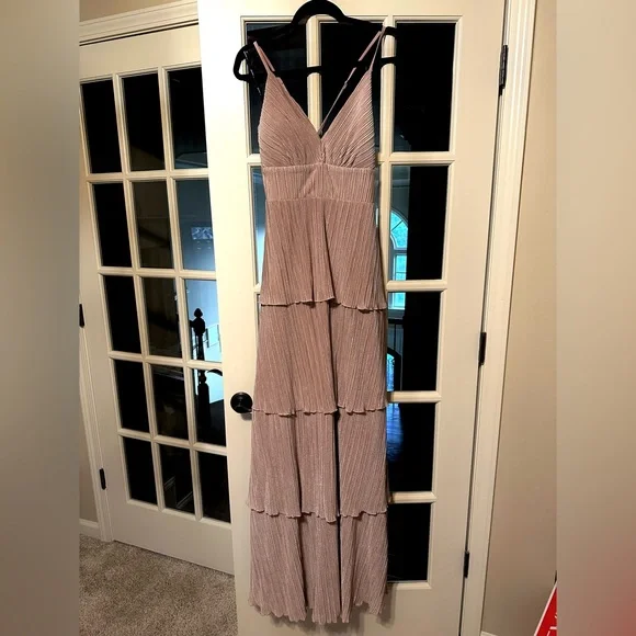 Dusty light pink Rose gold tiered layered maxi cocktail evening party gown dress - Picture 9 of 10
